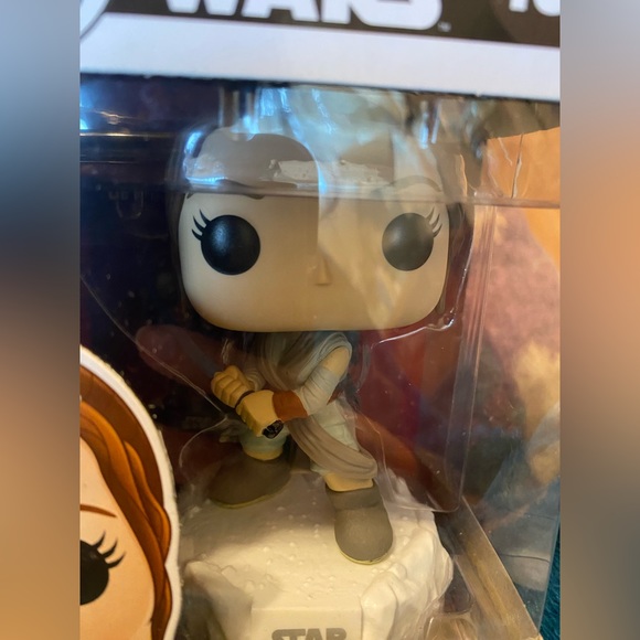 Funko Pop Figure - Picture 3 of 6